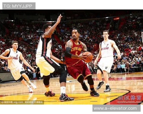 06年热火与骑士经典对决全场录像回放精彩瞬间重温 06年热火与骑士经典对决全场录像回放精彩瞬间重温