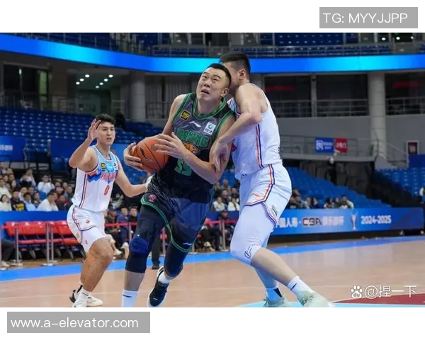 京首钢与浙江广厦激战正酣谁能在CBA赛场上笑到最后 京首钢与浙江广厦激战正酣谁能在CBA赛场上笑到最后